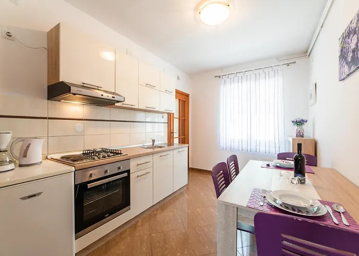 Jasna קריקווניצה